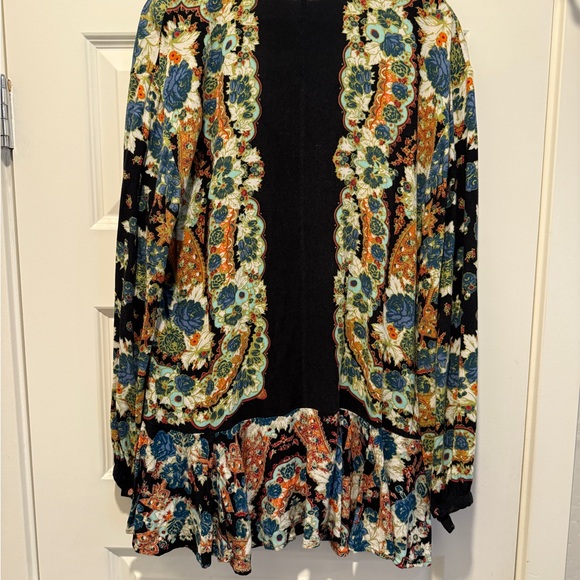 Free People Bohemian Floral Blouse - Black and Blue - Picture 3 of 3